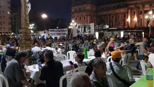 Movimientos sociales harán cenas solidarias por Nochebuena en Congreso