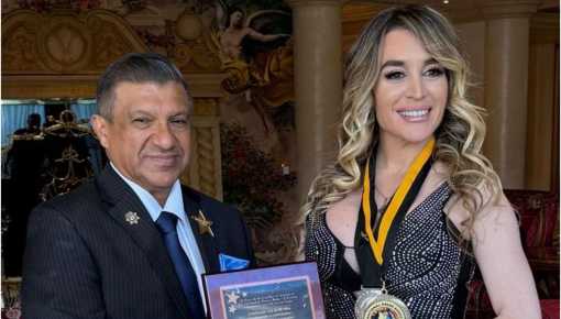 Fátima Florez, galardonada en la casa de Elvis Presley