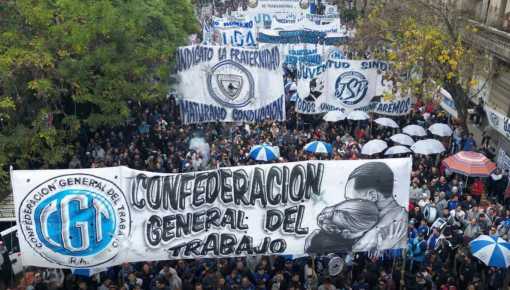 La CGT advirtió que marchará con los jubilados aunque 
