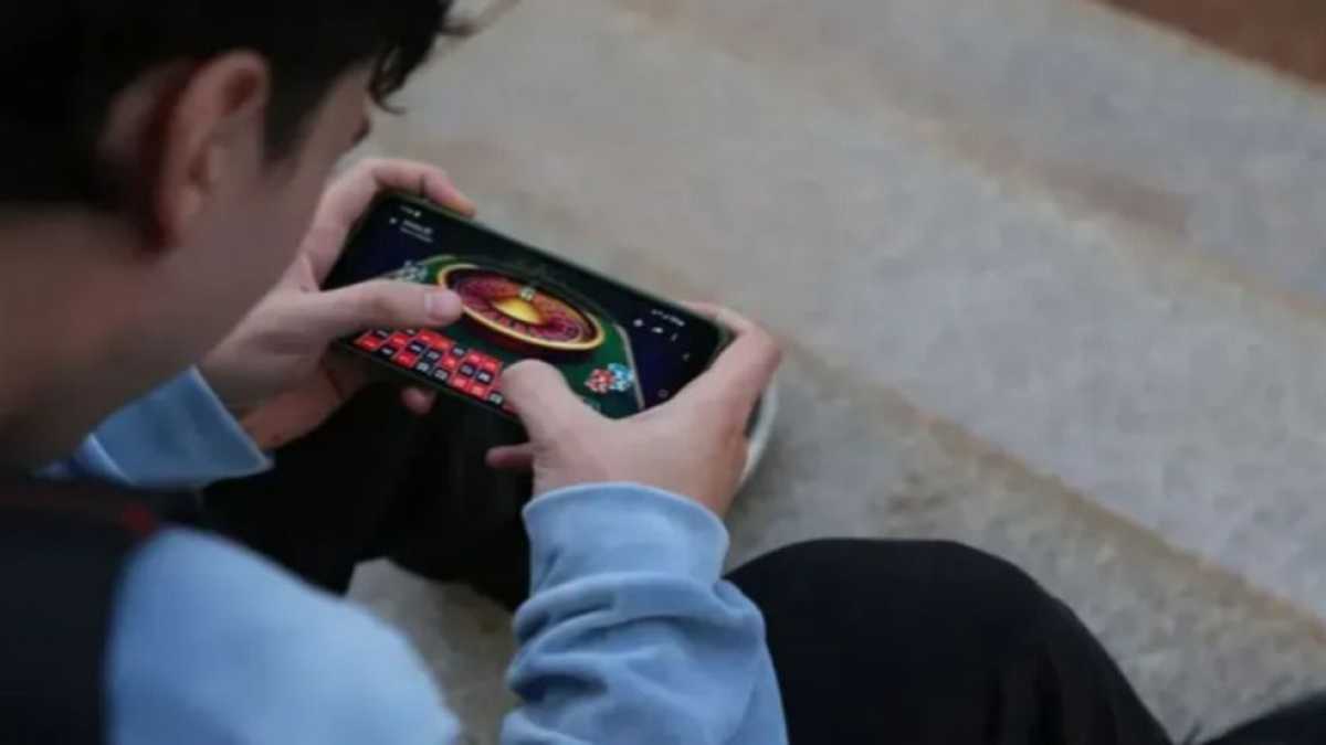 La oposición alerta sobre un posible proyecto del oficialismo para promover el juego on line
