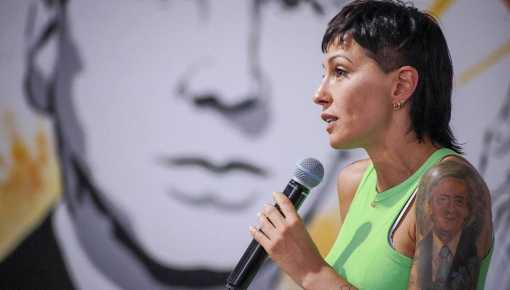 Mayra Mendoza denuncia allanamientos de madrugada y la detención de otra funcionaria