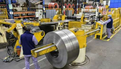 Cae un 8,6% la producción de acero por menor demanda 