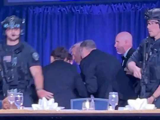 Emergencia: Trump debió ser evacuado de una cena de corresponsales